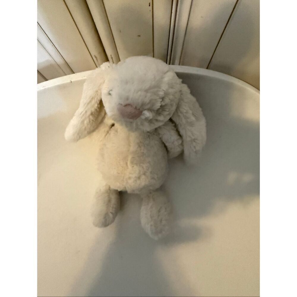 Jellycat White Small Scrummy Soft Fur Bashful Bunny Rabbit Plush Stuffed Animals